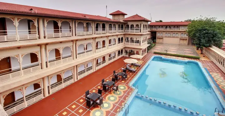 Гандидхам: Holiday Village Resort & Spa