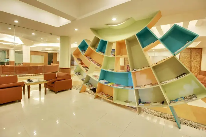 Гандидхам: Holiday Village Resort & Spa