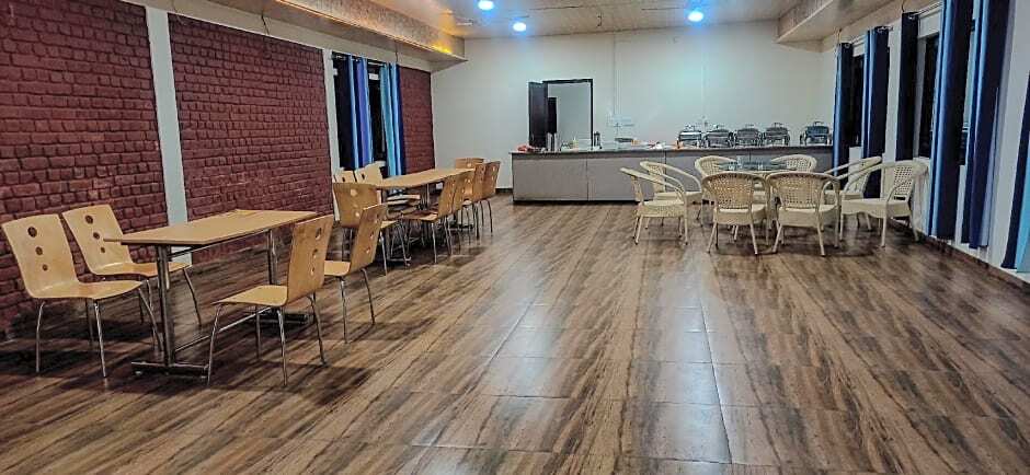 Казаули: Kasauli Inn
