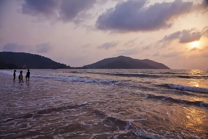 Карвар: Sterling Karwar