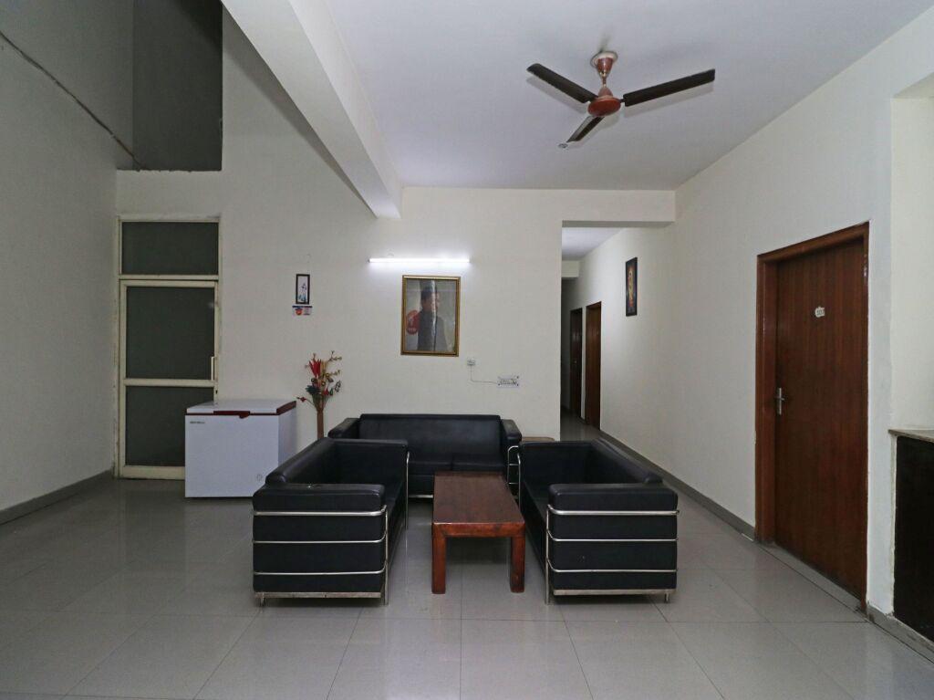 Нойда: OYO 10662 Hotel Town Noida