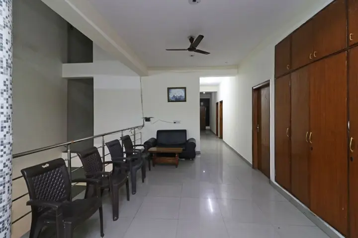 Нойда: OYO 10662 Hotel Town Noida