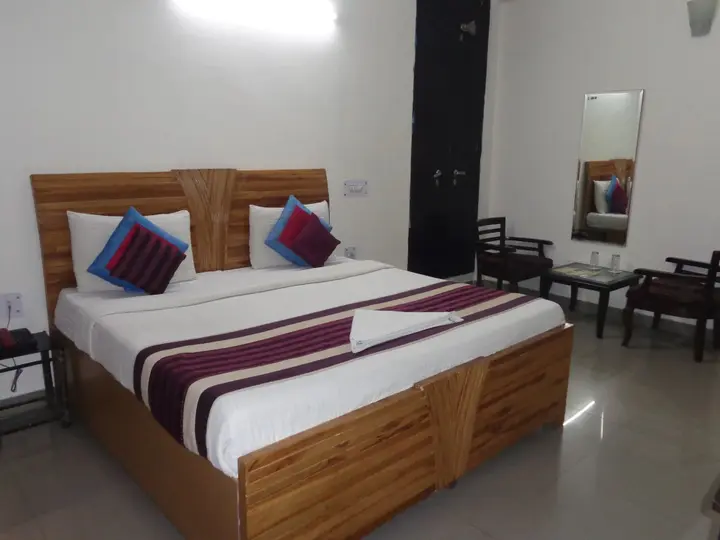 Нойда: OYO 10662 Hotel Town Noida