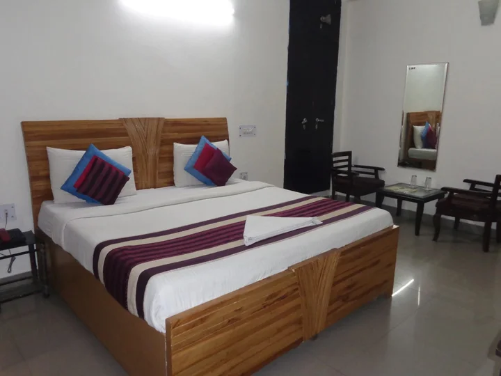 Нойда: OYO 10662 Hotel Town Noida