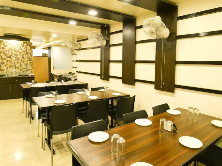 Нашик: Hotel Theem Plaza