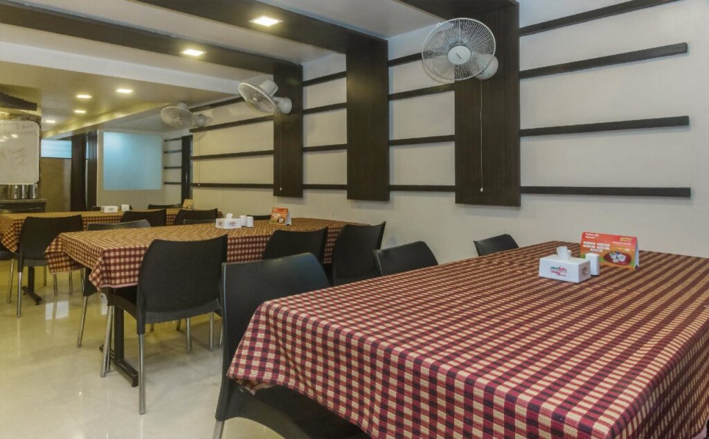 Нашик: Hotel Theem Plaza