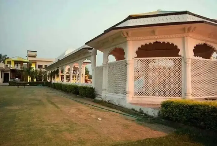 Натхдвара: Rajwada Resort Waterpark & Spa