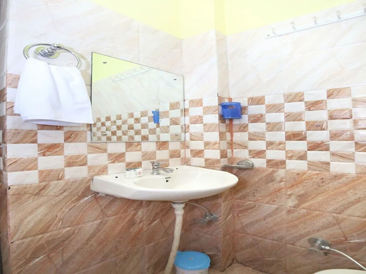 Чандигарх: Hotel Alishan Sector-41B Chandigarh