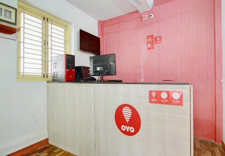 Коимбатур: OYO 6732 Dheeran Residency