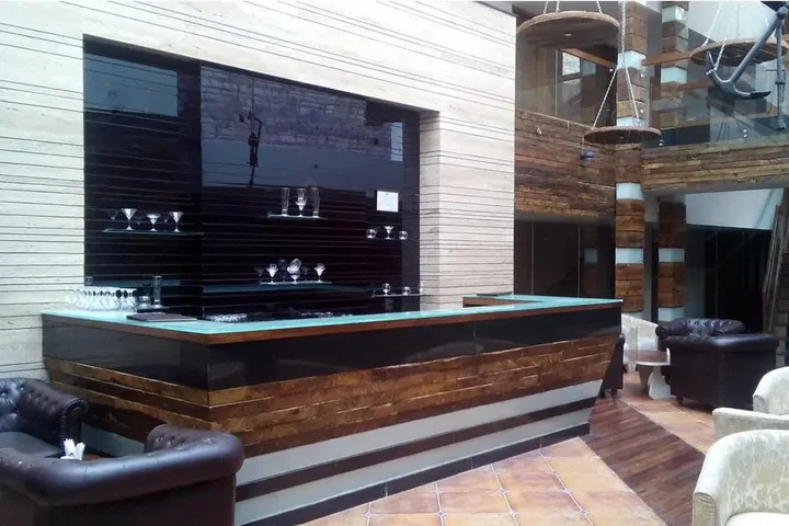 Казаули: Woodcreek Resort And Spa