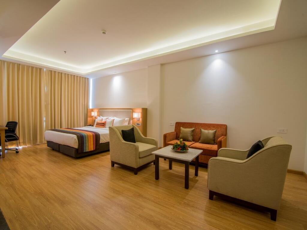 Джаландхар: The Imperial Poonam Hotel