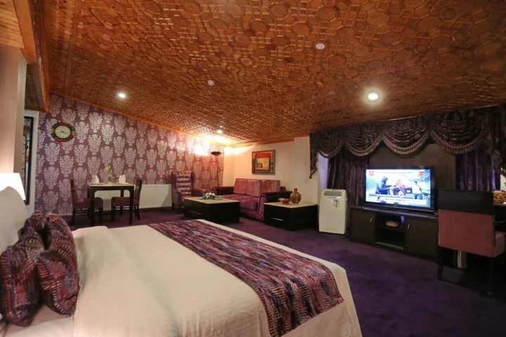Шринагар: Batra Hotel and Residences