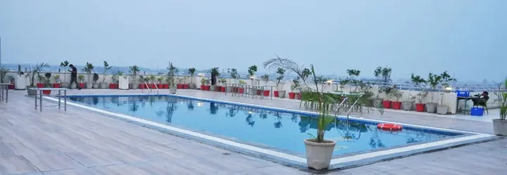 Патьяла: Clarion Inn Amps
