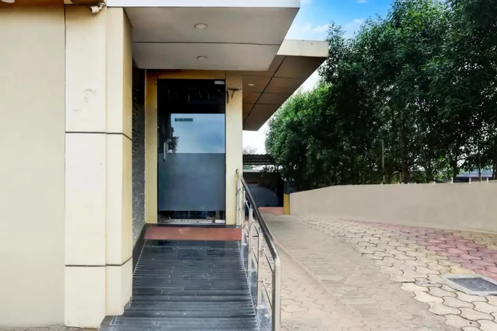 Дург: Townhouse 900 Hotel Surya Palace
