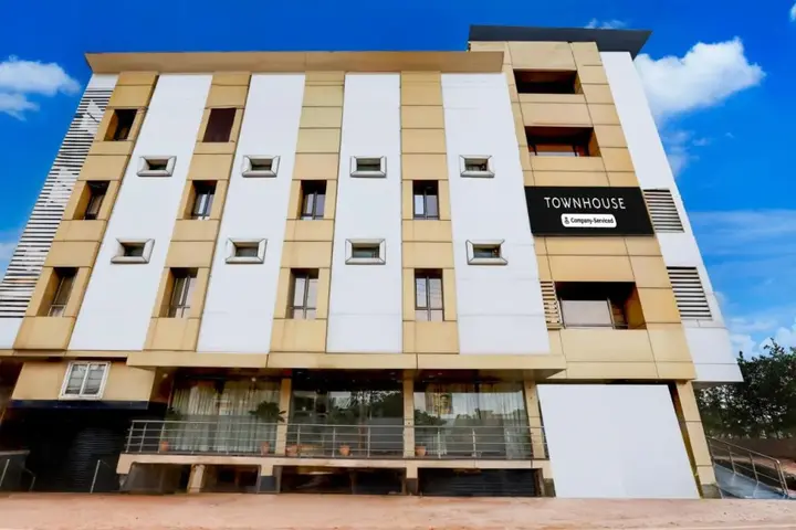 Дург: Townhouse 900 Hotel Surya Palace