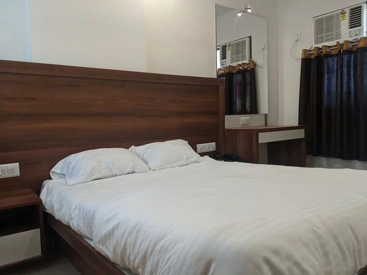 Тхане: Thane Atharva Residency