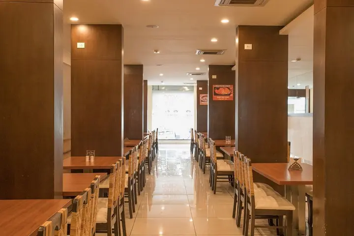 Бангалор: OYO 11308 Benhur Pride Hotel