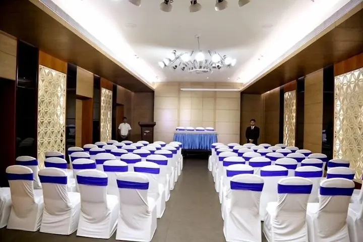 Ангул: Hotel Shakti Continental