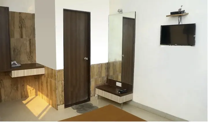 Киим: Hotel Samudra City