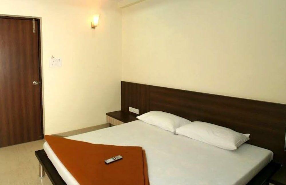 Киим: Hotel Samudra City