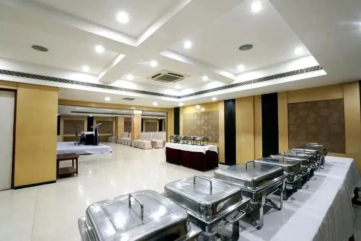 Гунтур: Hotel Geetha Regency