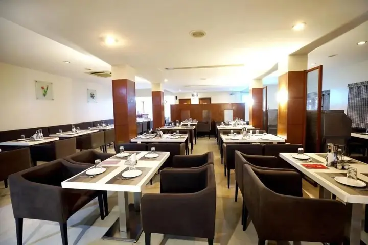 Гунтур: Hotel Geetha Regency
