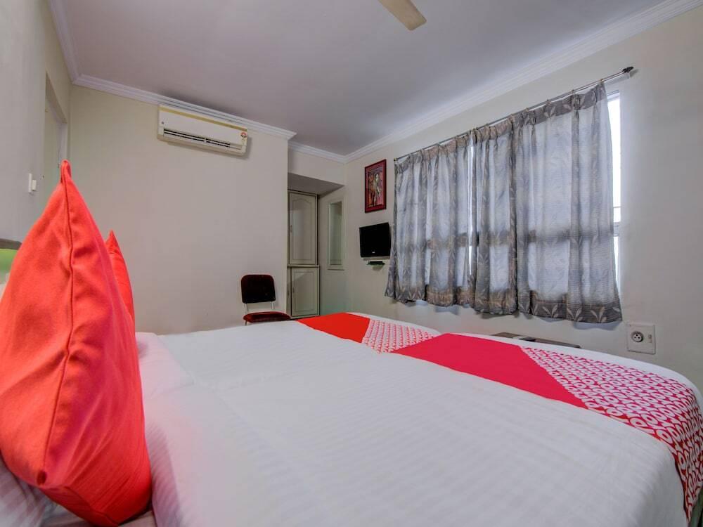 Висакхапатнам: Collection O 14323 Anupama Hotel