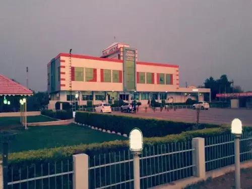 Прантий: Hotel Ashirwad