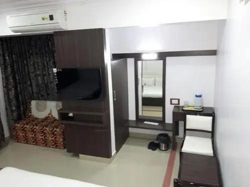 Прантий: Hotel Ashirwad