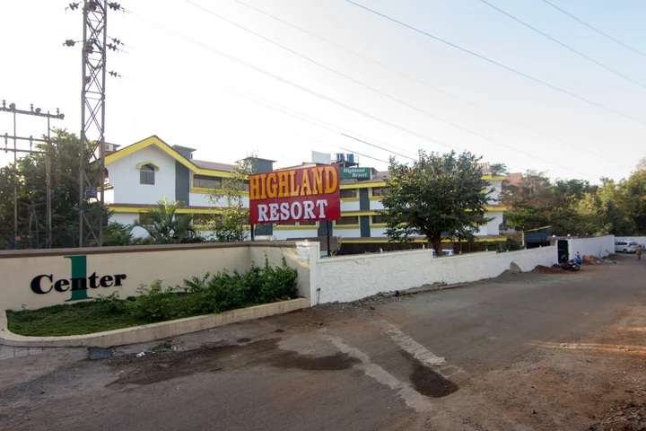 Лонавала: Hotel Highland Resort