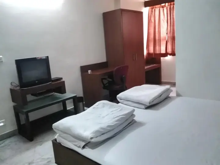 Бхопал: Hotel Anjalik