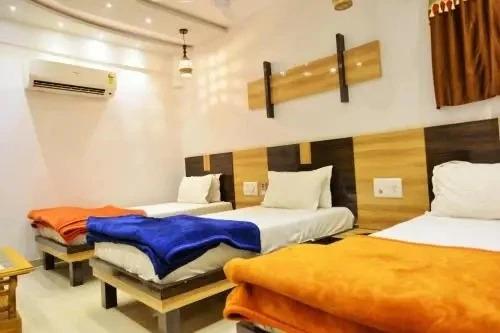 Ахмедабад: Hotel Madhav