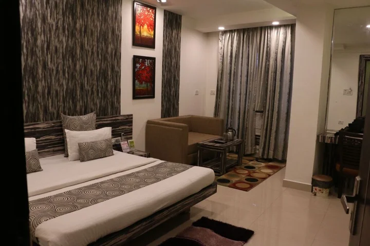 Бхопал: Hotel Shalimar Deluxe