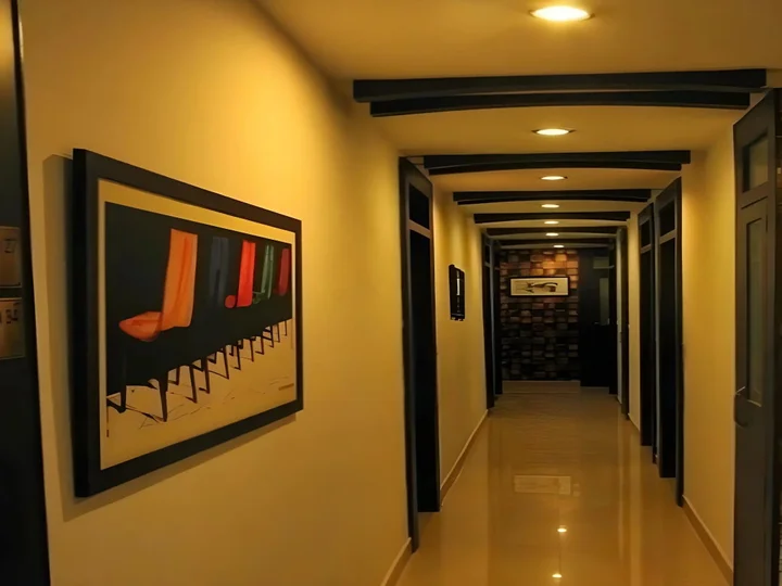 Бхопал: Hotel Shalimar Deluxe