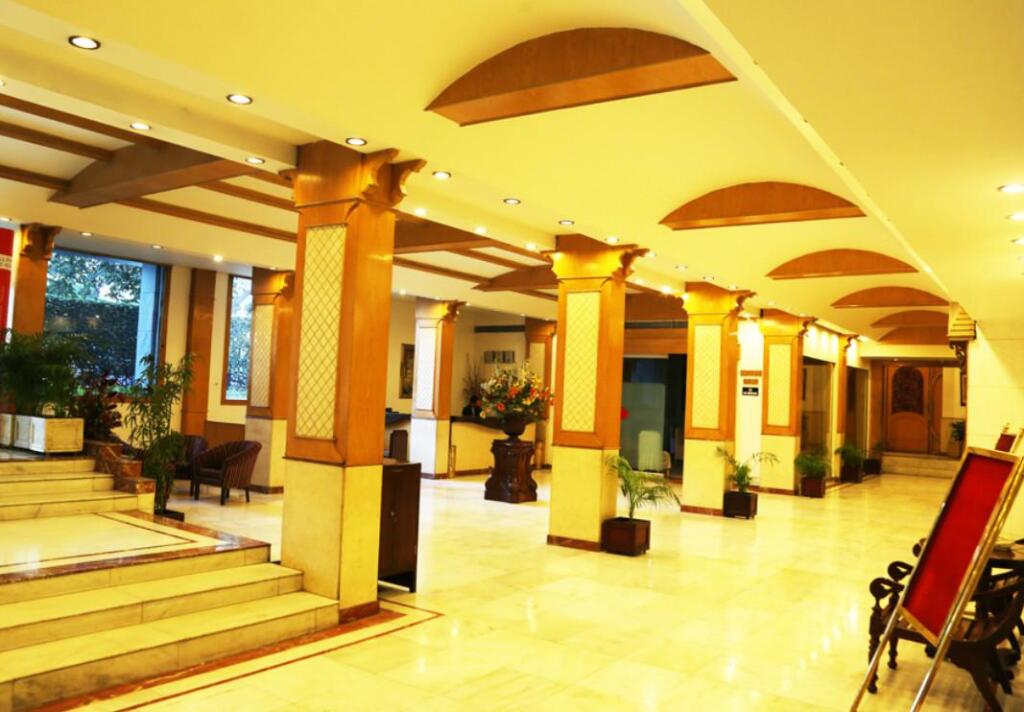 Джаландхар: Aveda Hotel Kamal