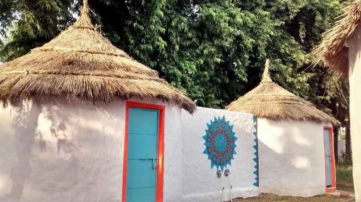 Фаридабад: V Resorts Casa Delhi