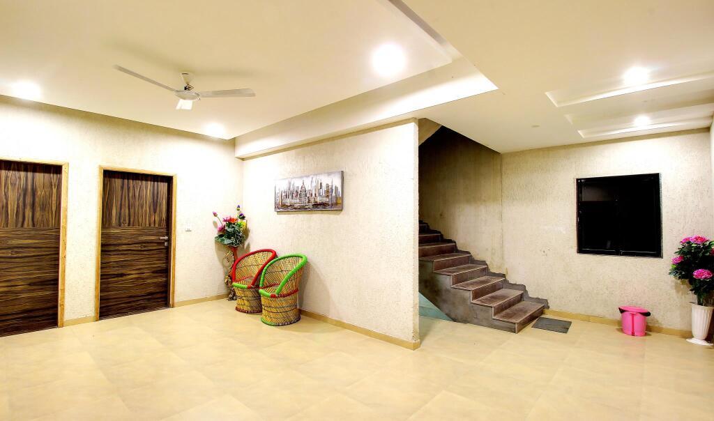 Гора Абу: Achal Resort