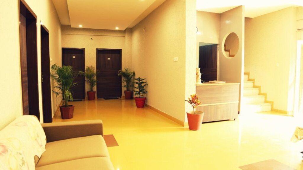 Гора Абу: Achal Resort