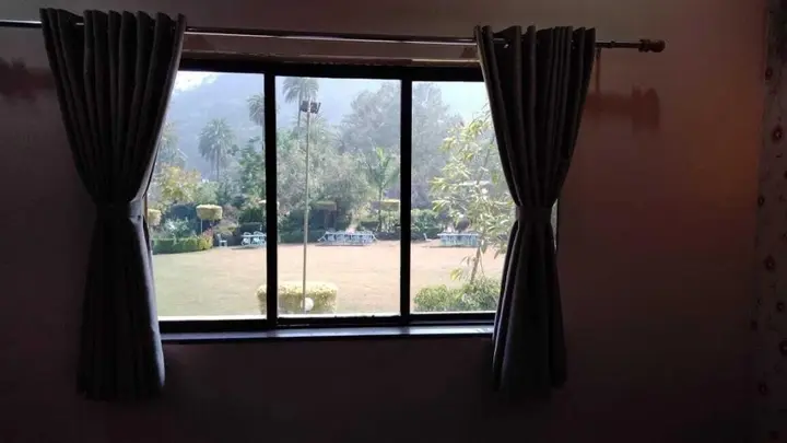 Гора Абу: Achal Resort