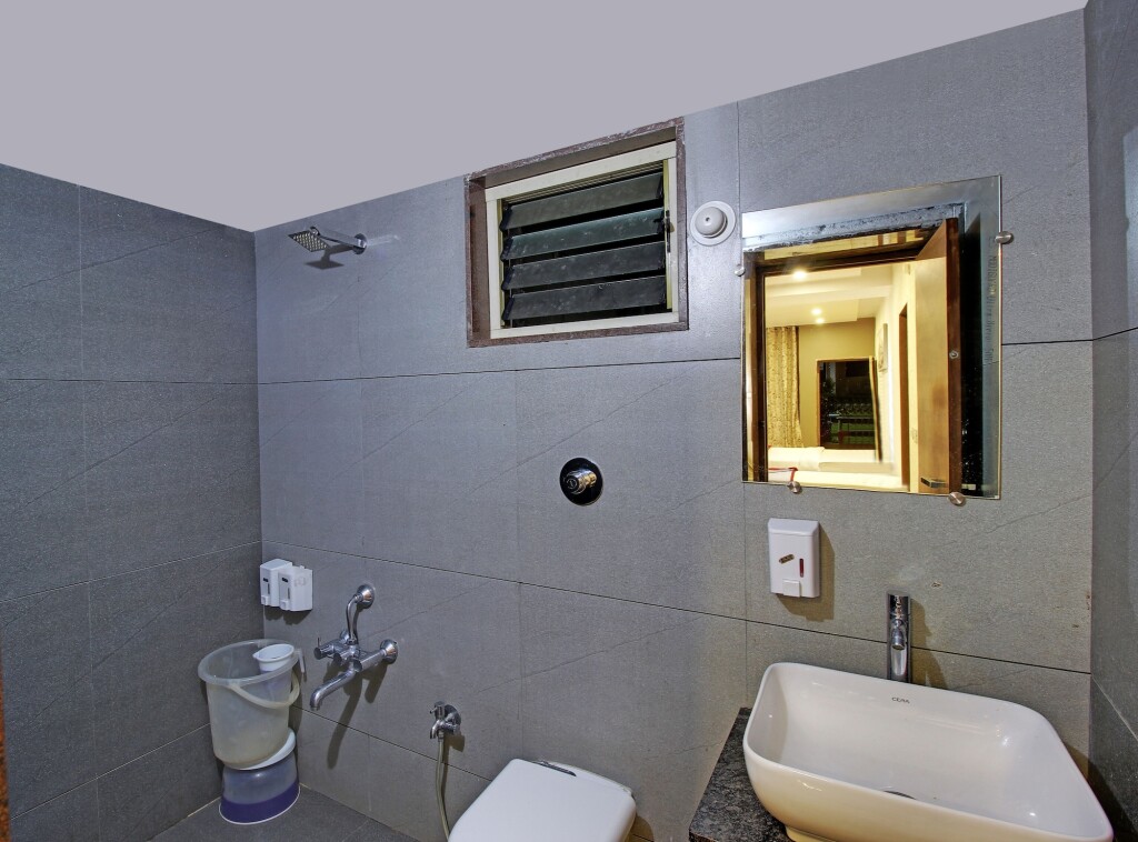 Гора Абу: Achal Resort
