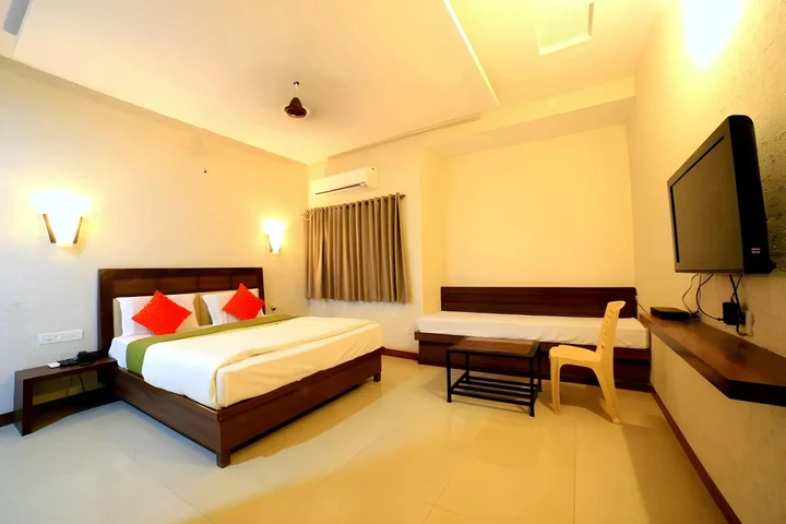Гора Абу: Achal Resort