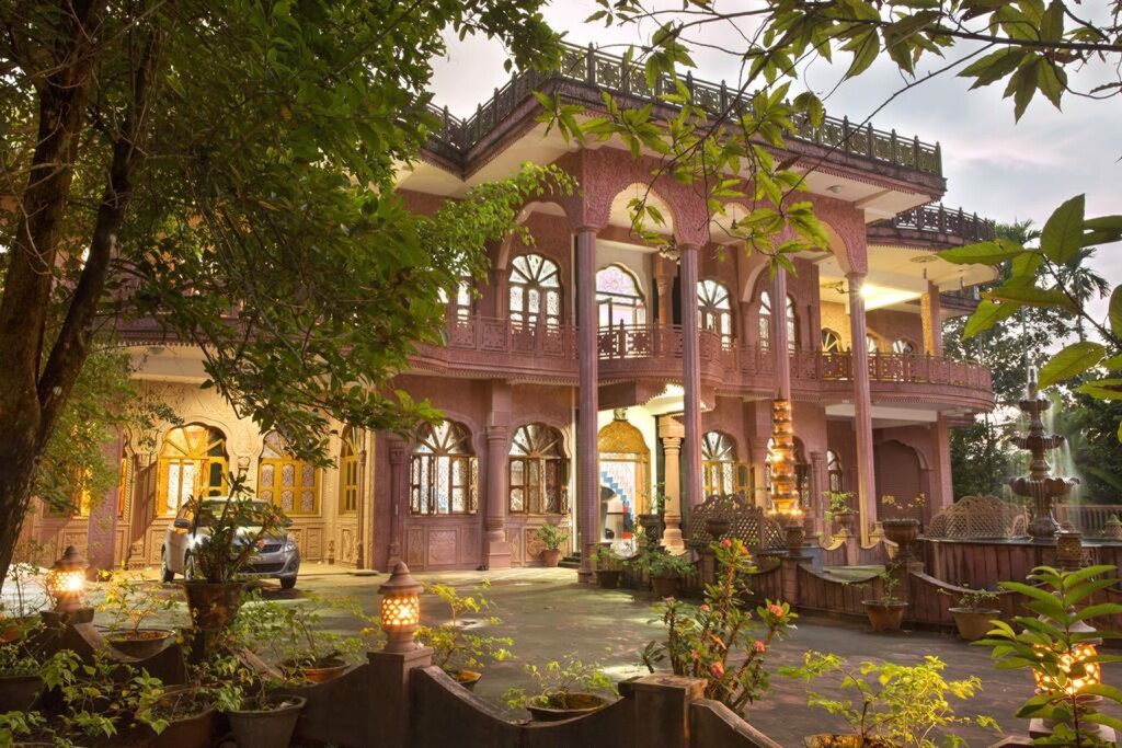 Ангамали: Vrindavan Retreat