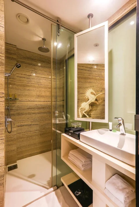 Мумбаи: The Empresa Hotel