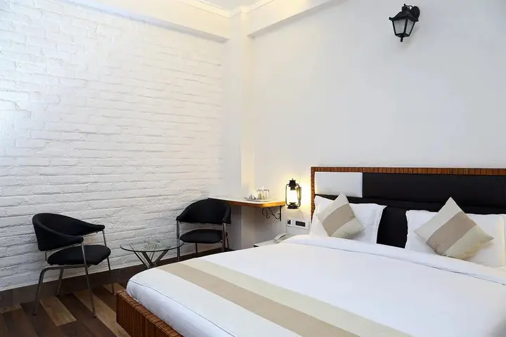 Гуруграм: FabHotel Huda Sushant Lok