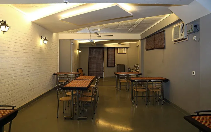 Гуруграм: FabHotel Huda Sushant Lok