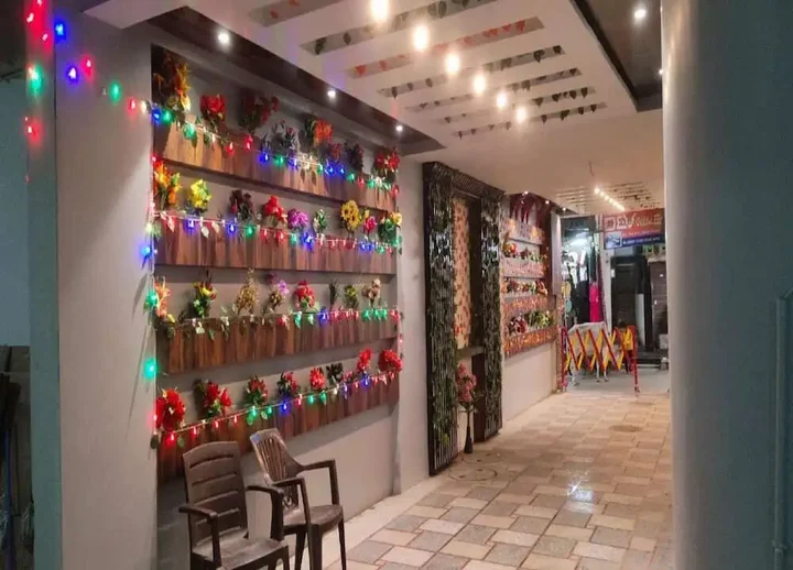 Амбаджи: Hotel Ambey Residency
