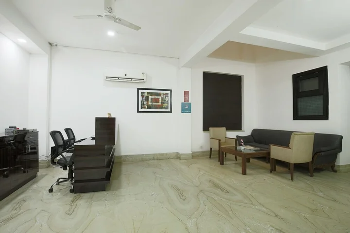Нойда: FabHotel Exotica Noida Expressway