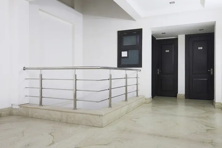 Нойда: FabHotel Exotica Noida Expressway