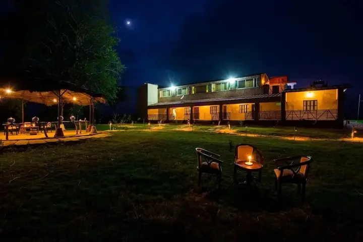 Панна: V Resorts Camp Panna