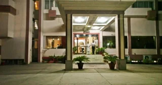 Матхура: Hotel Madhuvan